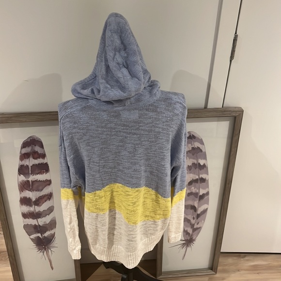 Lou & Grey Aloha pullover - Picture 5 of 8